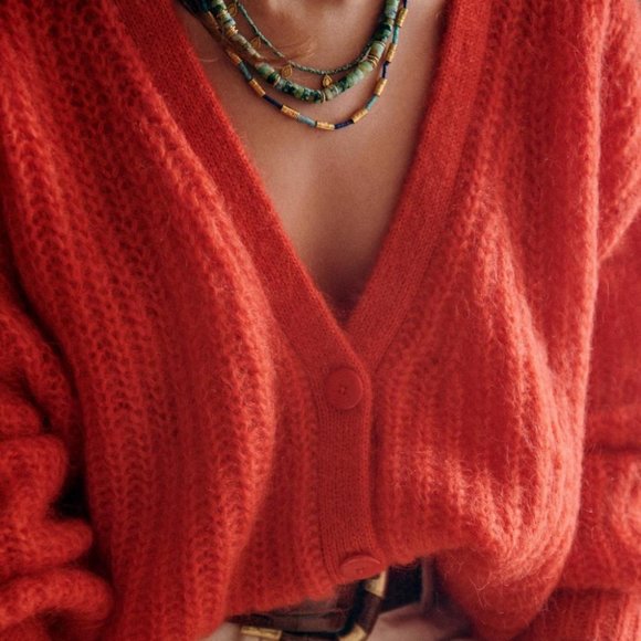 Sezane Achille Jumper in Red Wool Kid Mohair V Neck Cardigan - Picture 2 of 11